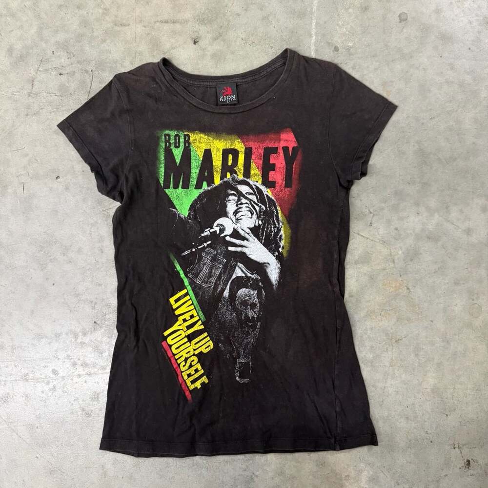 Zion Rootswear Bob Marley Lively Up Yourself Women’s T-Shirt Size L Black